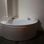 Romeo&juliet's Nest In